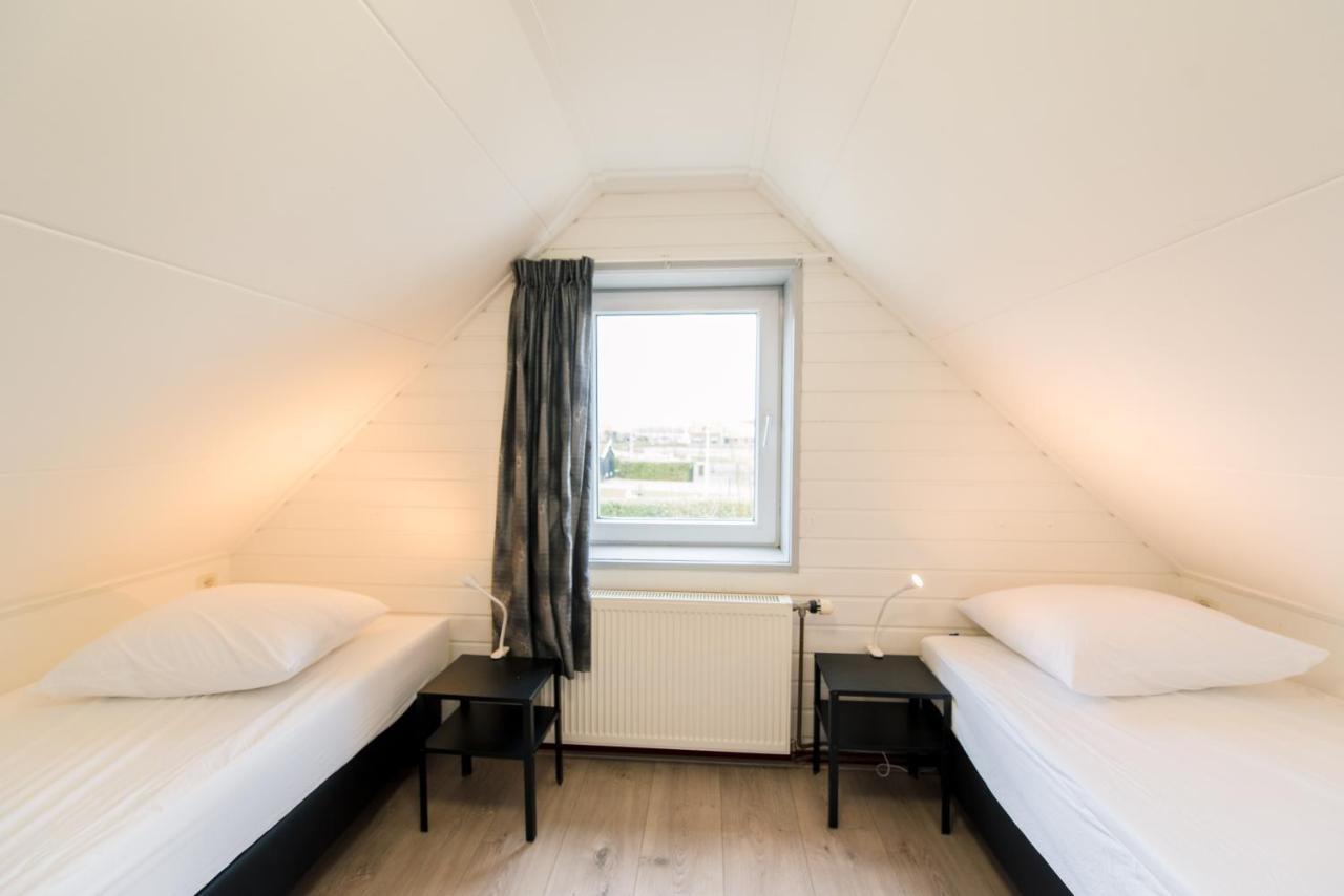 Onder De Pannen Hollum (Ameland) Exterior foto